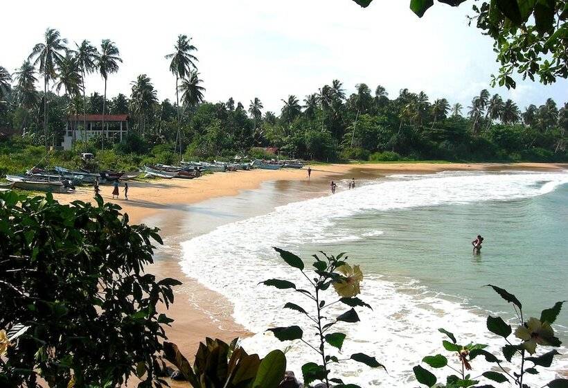 פנסיון Talalla Bay Beach