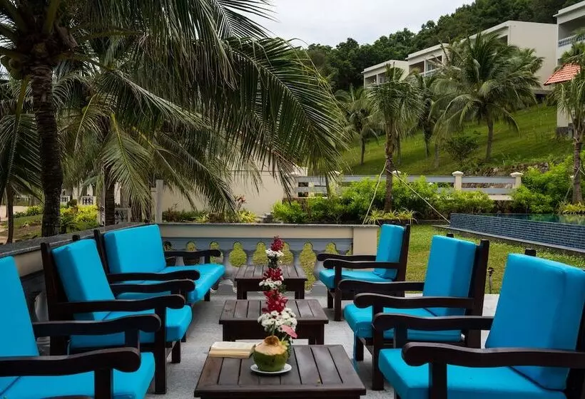 Sea Sense Resort