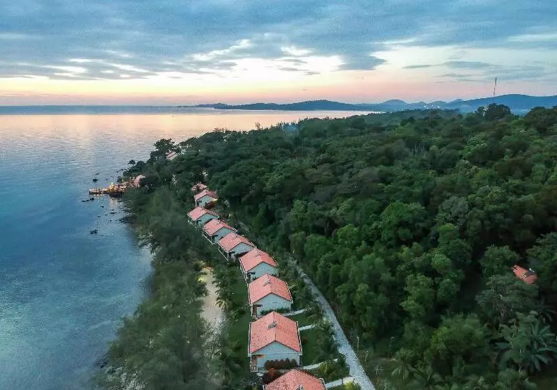 Sea Sense Resort