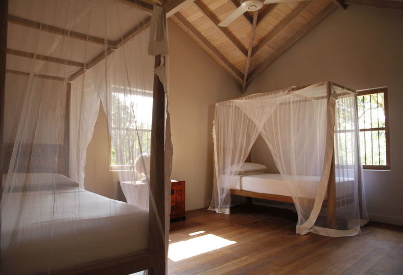 Siri Wedamadura Villa By Gradely Estate