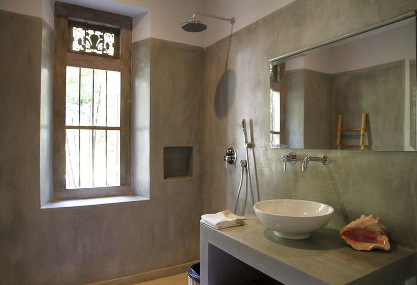 Siri Wedamadura Villa By Gradely Estate