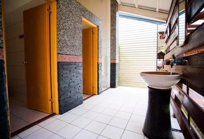 Zhuyuan Ju B&b