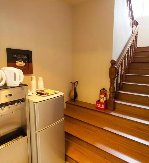 Zhuyuan Ju B&b