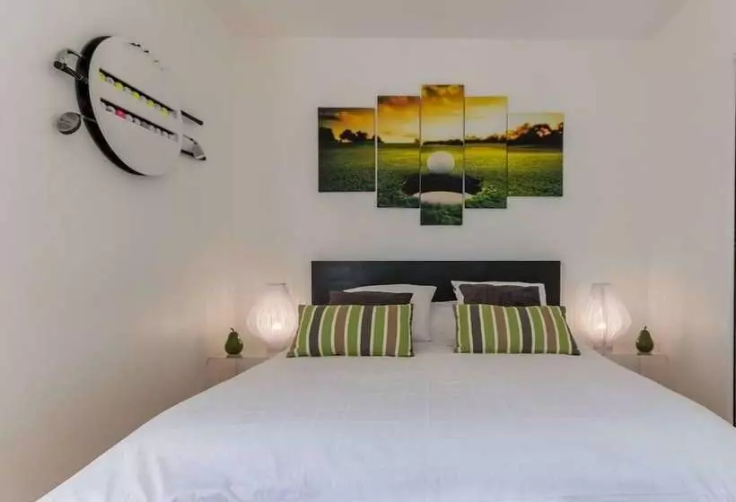 تختخواب و صبحانه La Villa D Escoublac