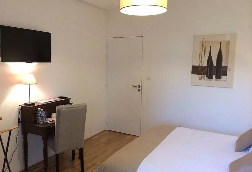 تختخواب و صبحانه La Villa D Escoublac