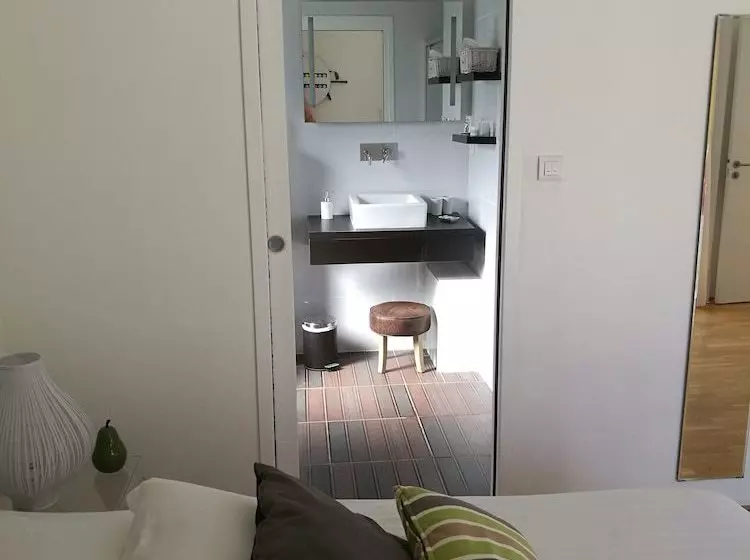 تختخواب و صبحانه La Villa D Escoublac