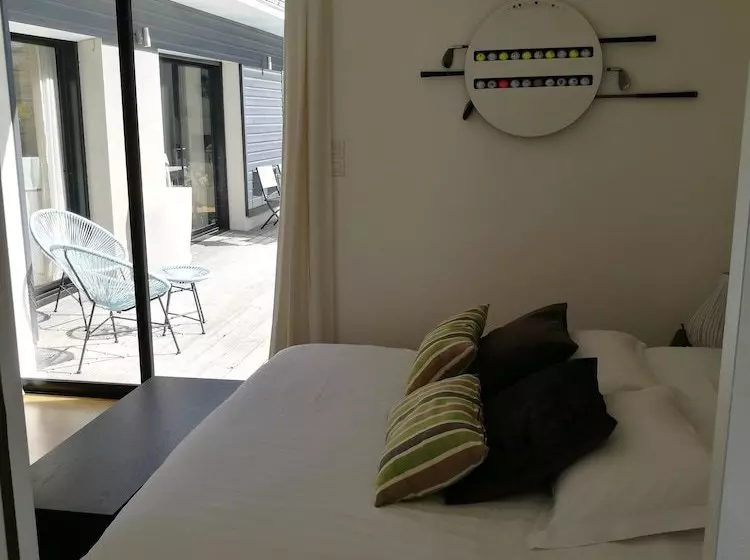 تختخواب و صبحانه La Villa D Escoublac