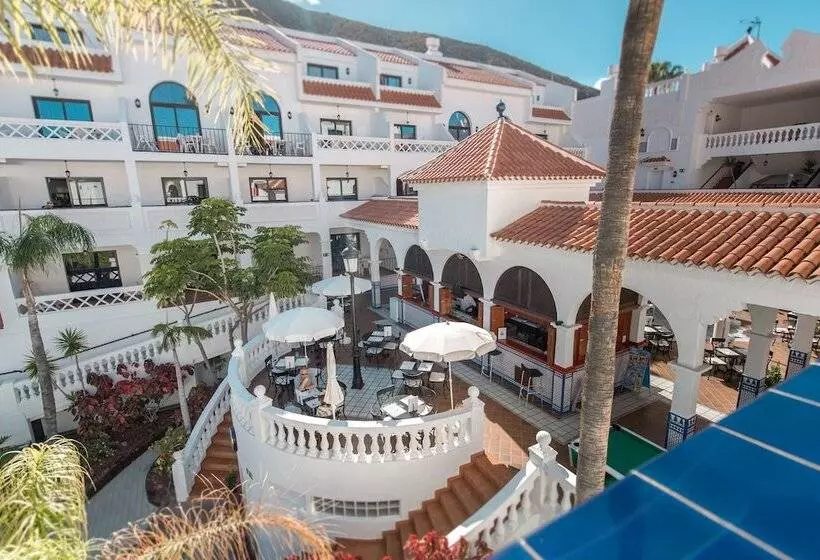 Ona Beverly Hills Heights