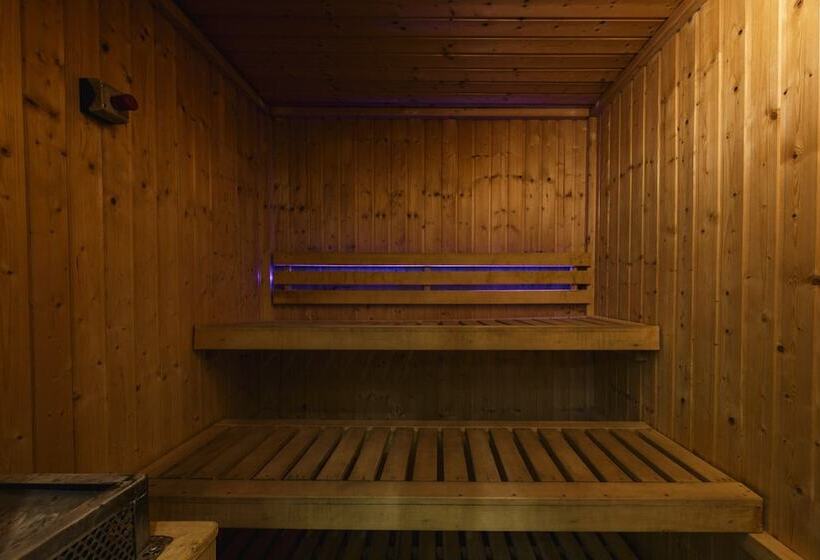 Beverly Hills Heights   Excel Hotels & Resorts