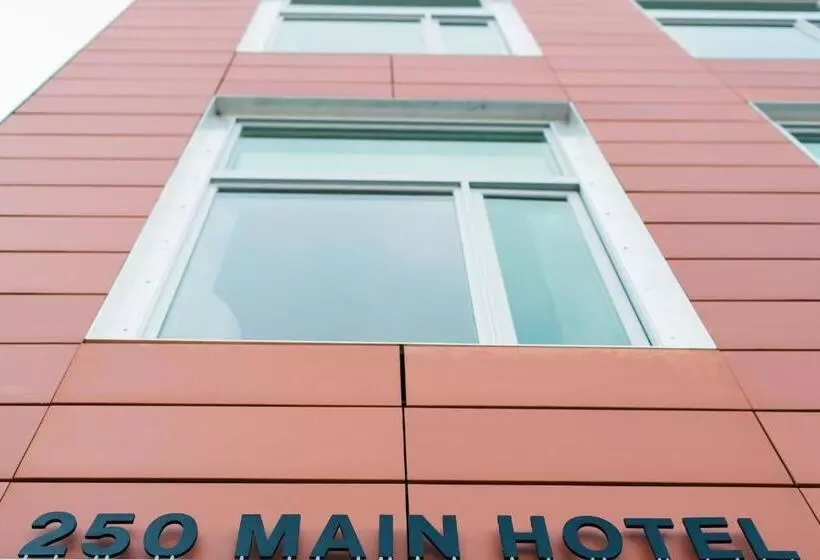 ホテル 250 Main