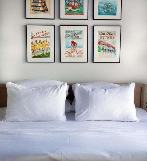 בית מלון כפרי 250 Main