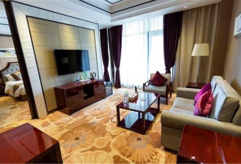 בית מלון כפרי Beris Media