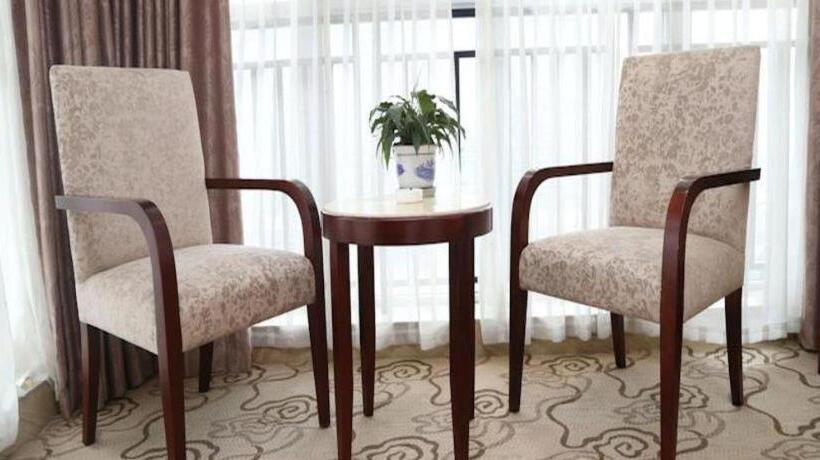 Отель Chengdu Xiang Yu