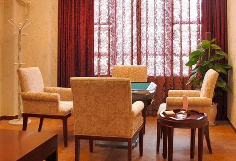 Отель Chengdu Xiang Yu