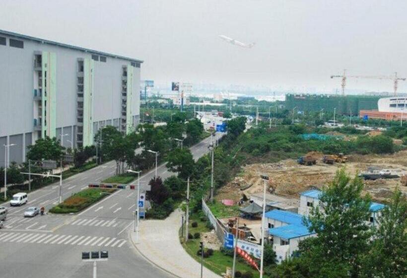 Отель Chengdu Xiang Yu