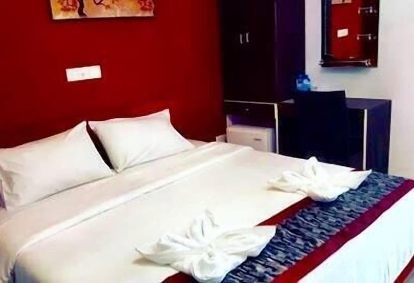 هتل G10 Beach Inn