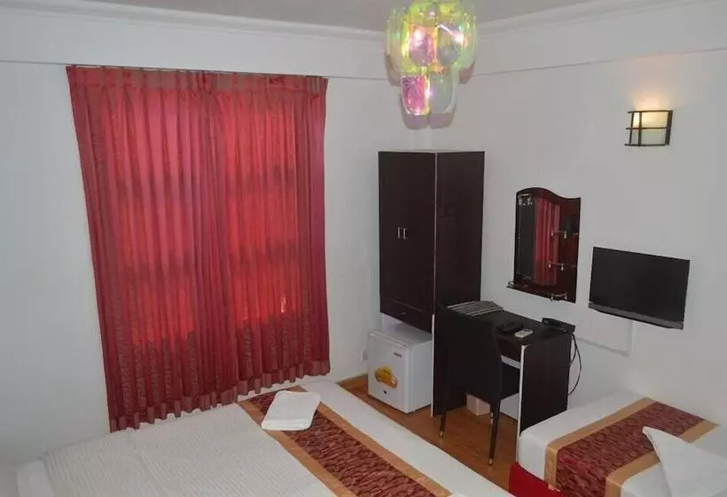 هتل G10 Beach Inn