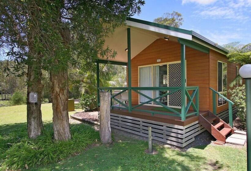 בית מלון כפרי Lorikeet Holiday Park