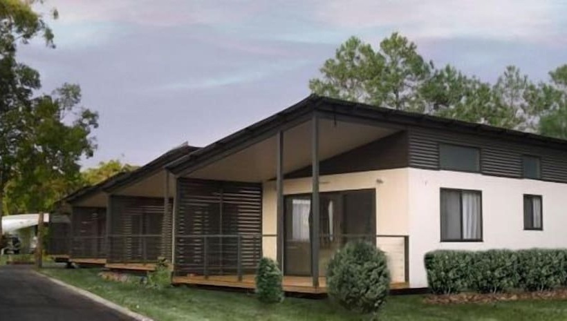 בית מלון כפרי Lorikeet Holiday Park