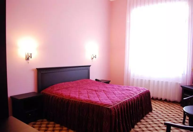 Hotel Jahon Palace