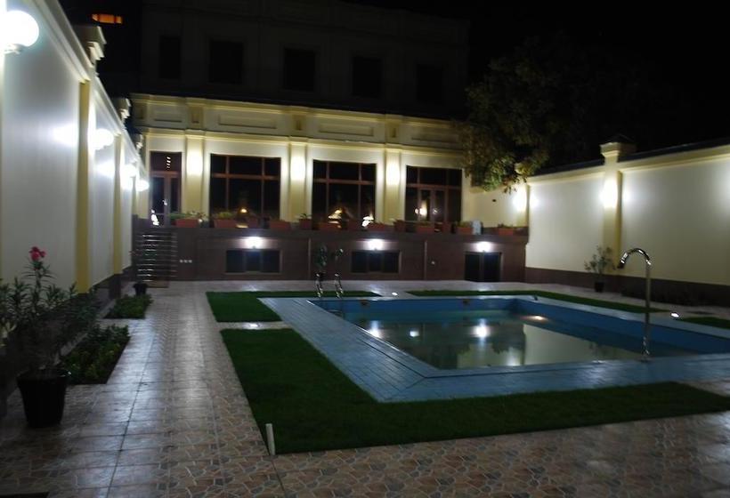 ホテル Jahon Palace