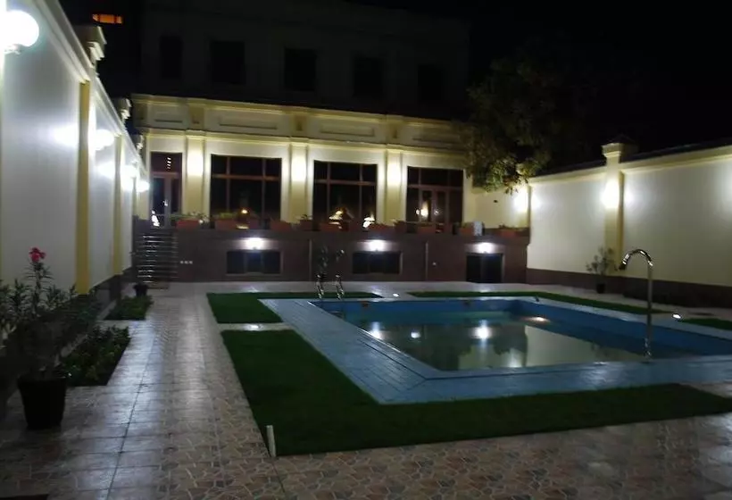 Hotel Jahon Palace