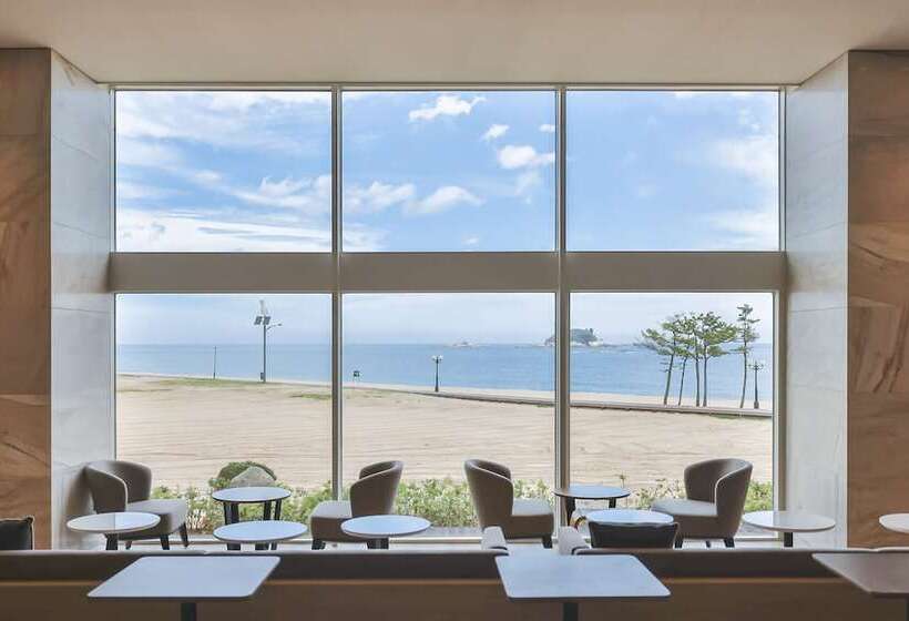 هتل Kensington Resort Seorak Beach