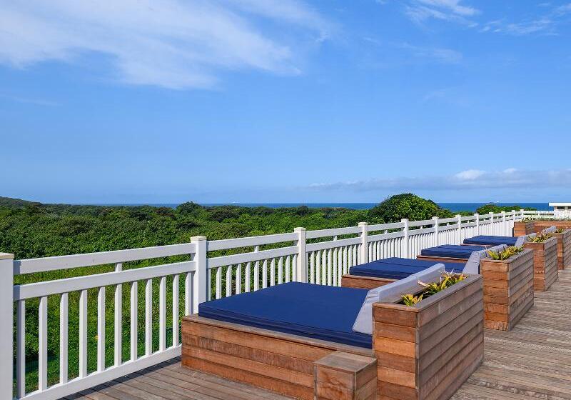 בית מלון כפרי Umhlanga Cabanas