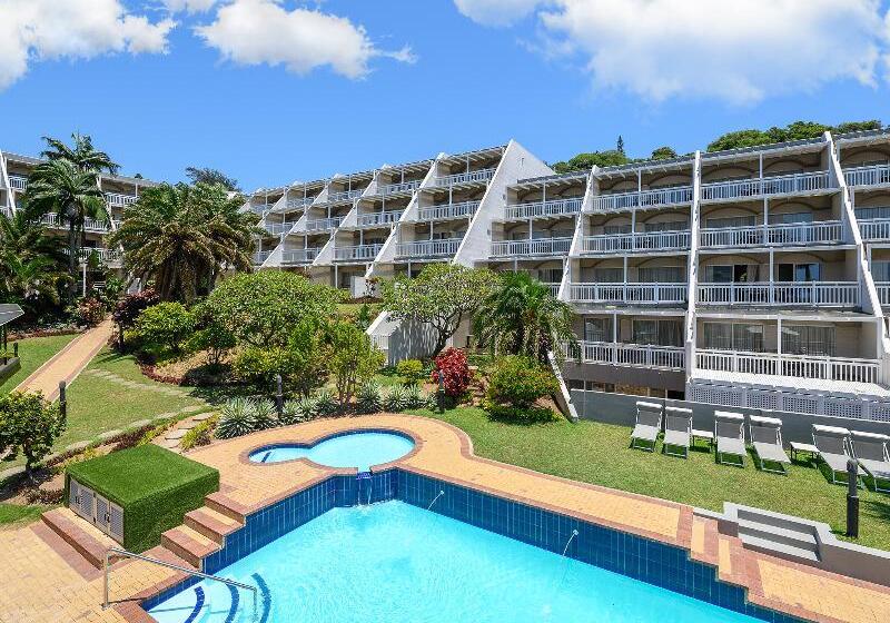 בית מלון כפרי Umhlanga Cabanas