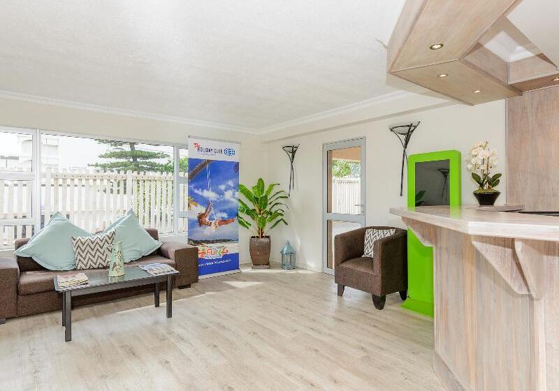 בית מלון כפרי Umhlanga Cabanas