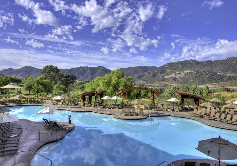 호텔 Villas On The Greens At The Welk Resort