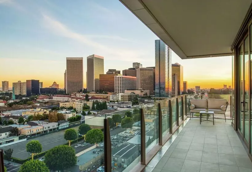 ホテル Waldorf Astoria Beverly Hills
