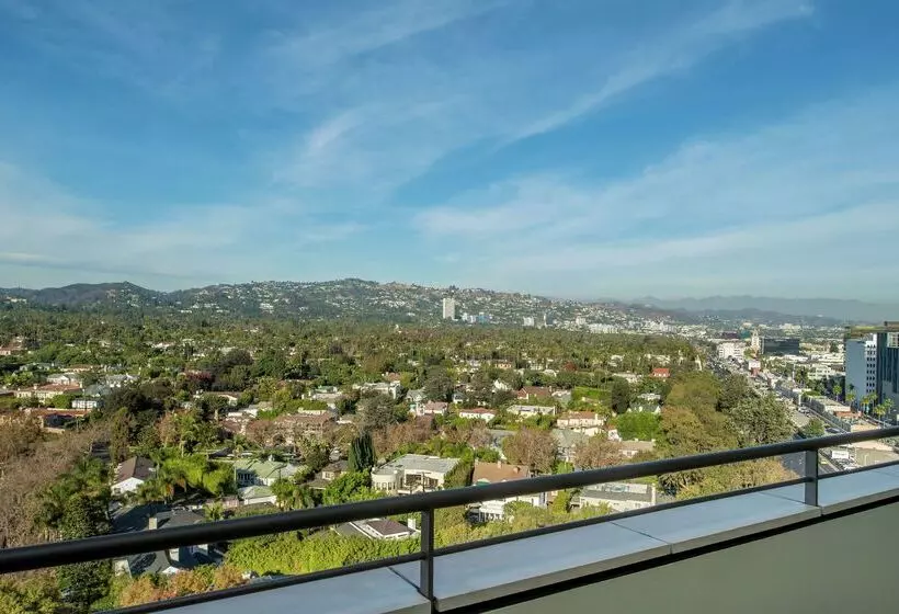 ホテル Waldorf Astoria Beverly Hills