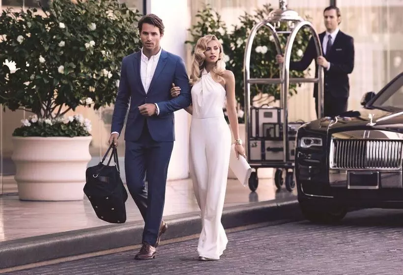 ホテル Waldorf Astoria Beverly Hills
