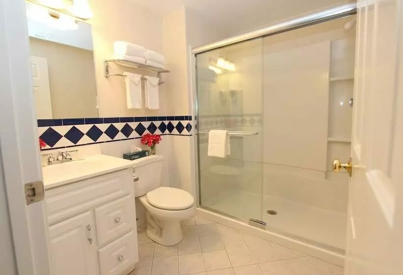 Hotelli Wellington Resort