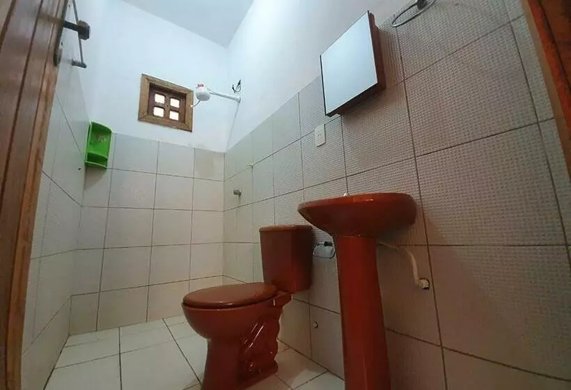 ユースホステル Sunrise Inn Pousada Nascer Do Sol