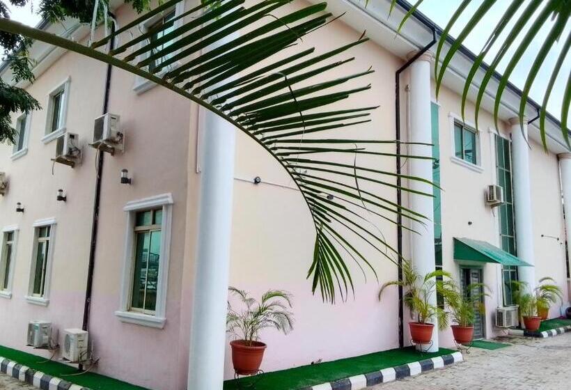 هتل Malvern Suites