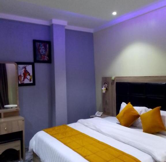 هتل Malvern Suites