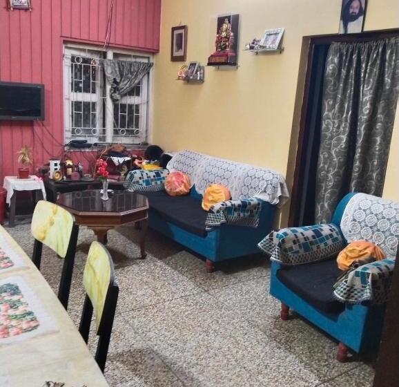 Pension Aleyahome Stay