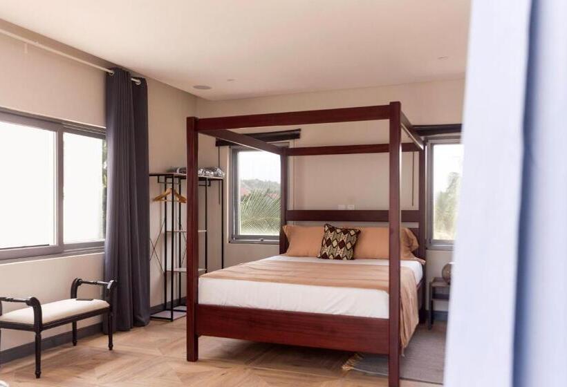 Hotel Serenity Residences & Spa Kokrobite Beach