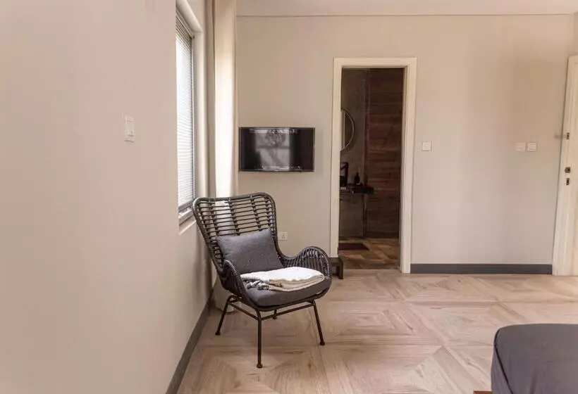 ホテル Serenity Residences & Spa   Kokrobite Beach