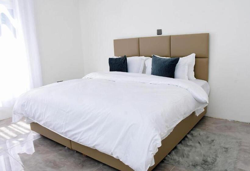 پانسیون Deluxe And Standard En Suite Rooms At The White House