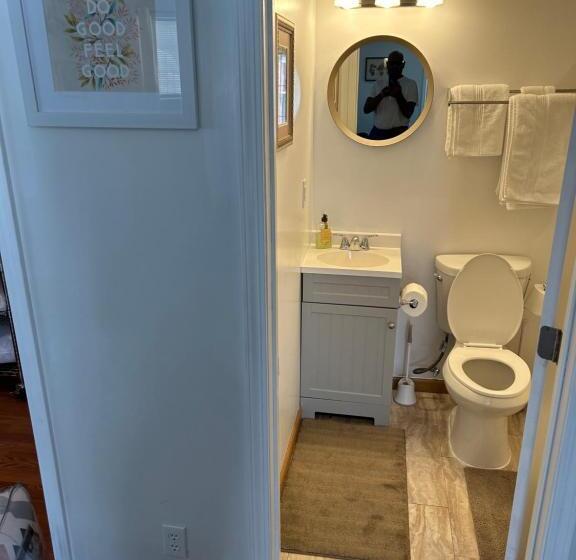 膳宿费 The Marysville Dome   Grannie House