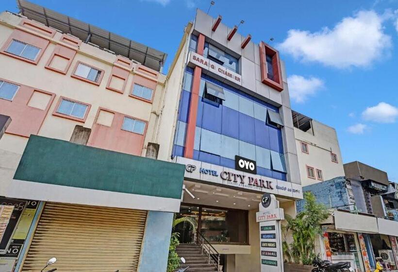 Collection O Hotel City Park