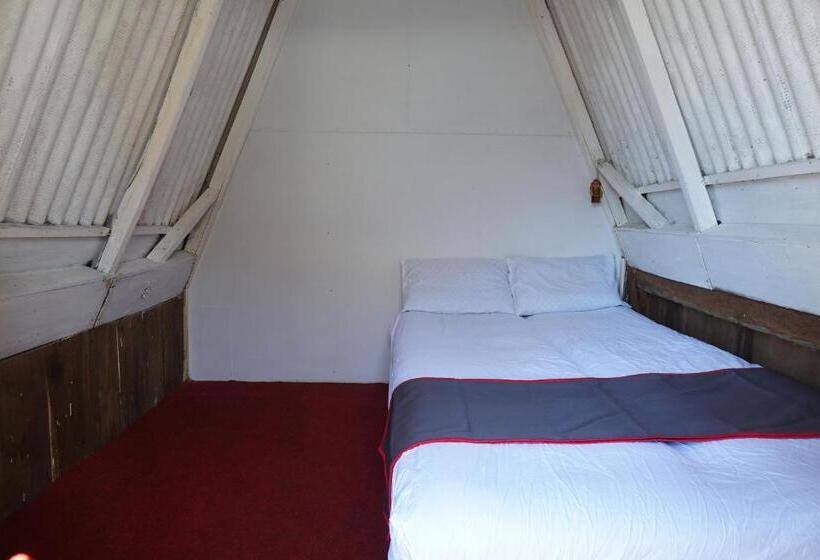 Hotell Collection O 93000 Karona Berg Homestay & Cafe