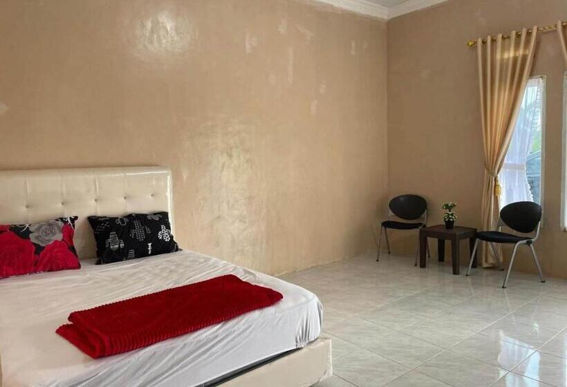 בית מלון כפרי Oyo 93033 Mutiara Homestay Syariah