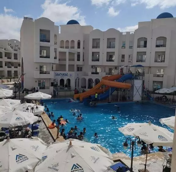 شاليه مميز بمنتجع سانتوريني