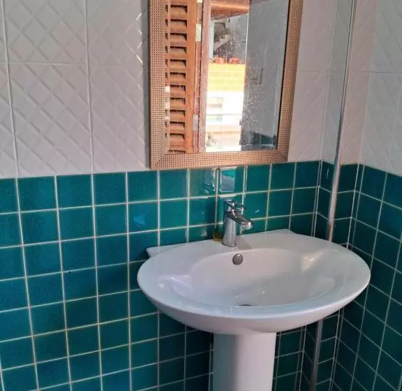 Aamiaismajoitus (B&B) Rabbit House แรบบิท เฮ้าส์