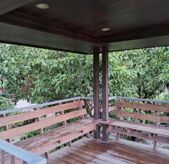 Bed and Breakfast Rabbit House แรบบิท เฮ้าส์