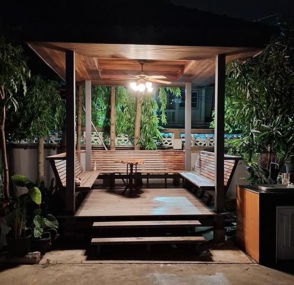 Bed and Breakfast Rabbit House แรบบิท เฮ้าส์